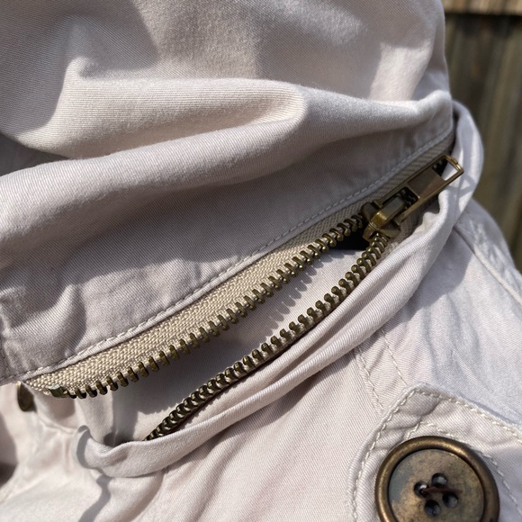 DO+BE cotton trench style coat with drawstring waist & hem removable hood - Picture 6 of 11